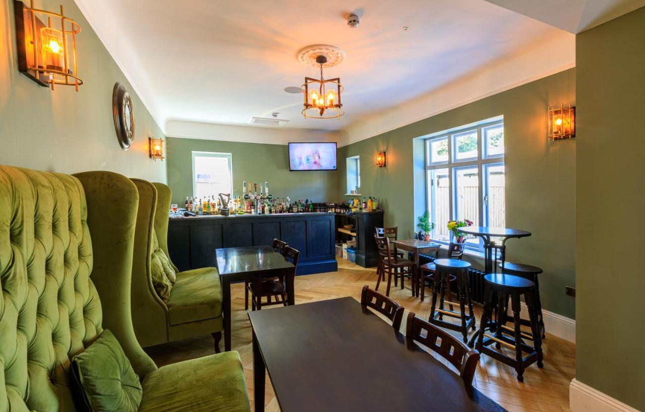 Picton-House Hotel Llandowror Ngoại thất bức ảnh
